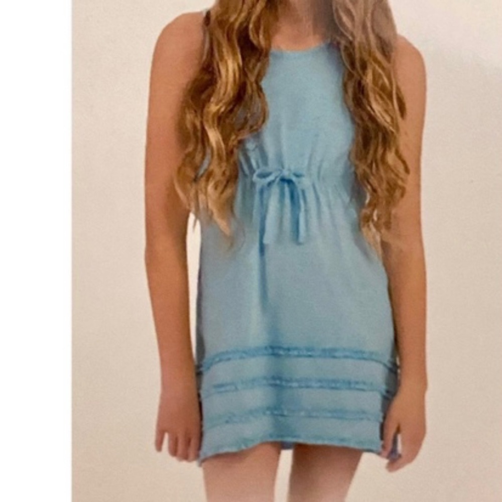 Boston Traders girl’s sleeveless hi-low tank with crisscross back size 12/14